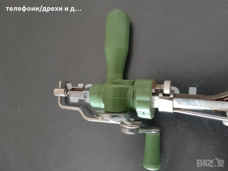 Професионална машинка за шиене, снимка 1