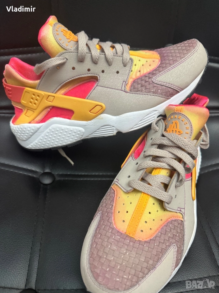 Кецове Nike Wmns Air Huarache Run, снимка 1