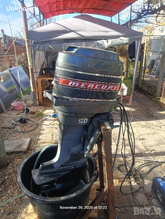 Извънбордов двигател 50 к.с. Mercury , снимка 1