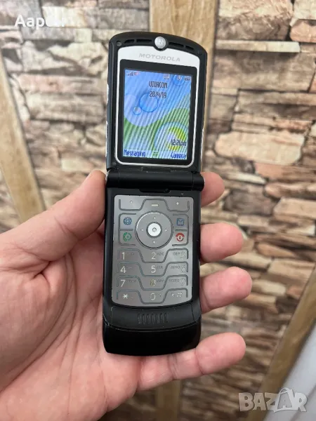 Motorola RAZR V3, снимка 1
