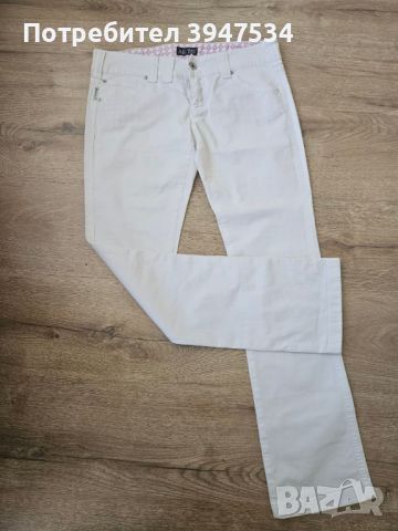 Armani бели летни панталони, снимка 1 - Панталони - 46158917