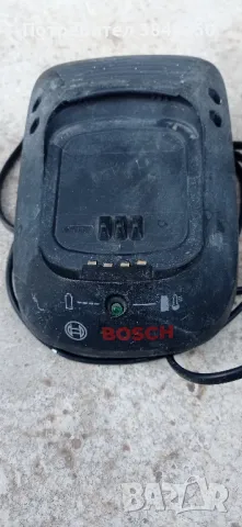 Зарядно BOSCH 18 волта и METABO 12 волта, снимка 2 - Винтоверти - 46541538