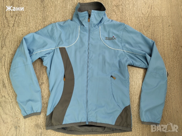 Леко спортно яке ветроустойчиво , снимка 2 - Якета - 51527307