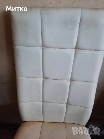 Бели кожени трапезни столове с желязна основа, снимка 9 - Столове - 53445328