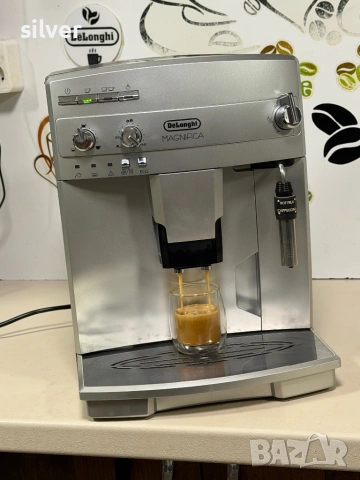 Кафемашина кафе автомат delonghi magnifica с гаранция, снимка 4 - Кафемашини - 53377048