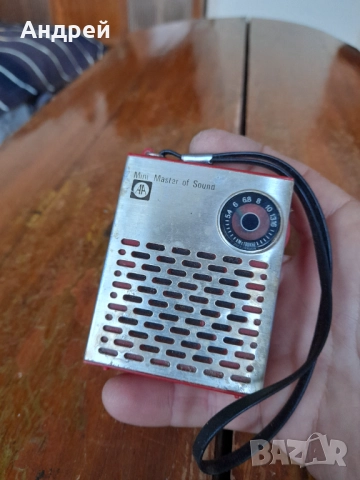 Старо радио,радиоприемник Master Sound, снимка 2 - Антикварни и старинни предмети - 52282936