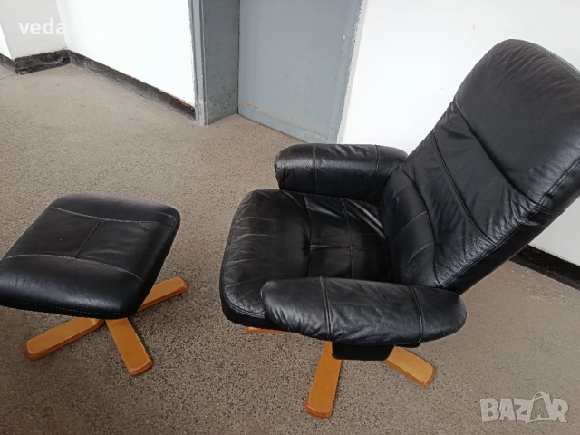 Страхотен кожен стол в комплект с табуретка естествена кожа, снимка 3 - Столове - 54066812