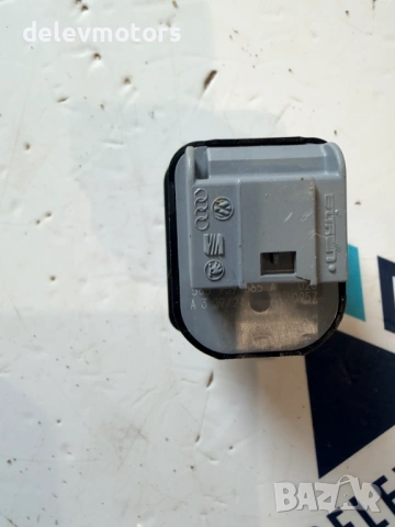 565959565A копче за ел. огледала от Skoda Octavia 1.5TSI, двигател DXDB/DXDE , снимка 3 - Части - 53706742