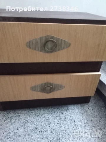 Два броя витиндж шкафове, снимка 3 - Шкафове - 50593876