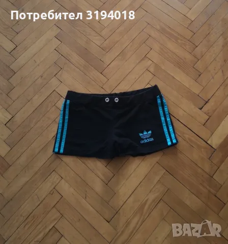 Оригинални дамски къси гащи Adidas тип клин размер S , снимка 12 - Спортни екипи - 47133680