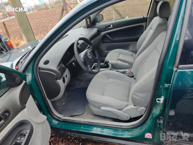 Фолксваген Пасат, снимка 9 - Автомобили и джипове - 49679660