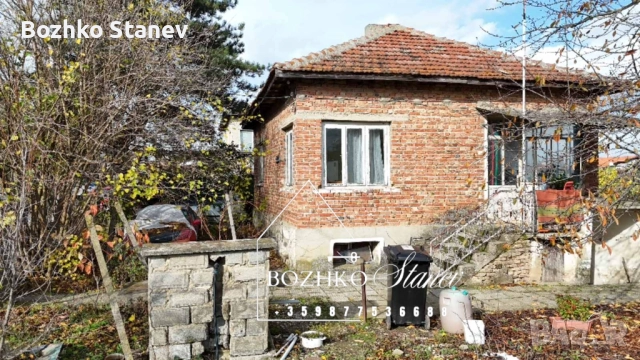 Продава се къща в Долни чифлик , снимка 7 - Къщи - 52480407