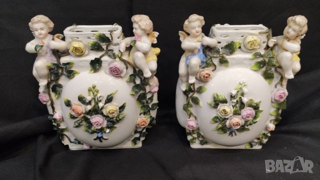 Две вазички на Sitzendorfer с маркировка, снимка 2 - Антикварни и старинни предмети - 45899594