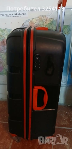 Куфар твърд голям, снимка 4 - Куфари - 54023269