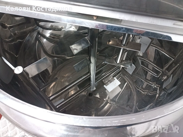 Миксер смесител за козметика 500 л. , снимка 5 - Други машини и части - 52422179