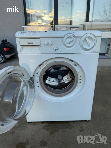 Малка - Мини пералня Zanussi 4 кг, снимка 2 - Перални - 53996067