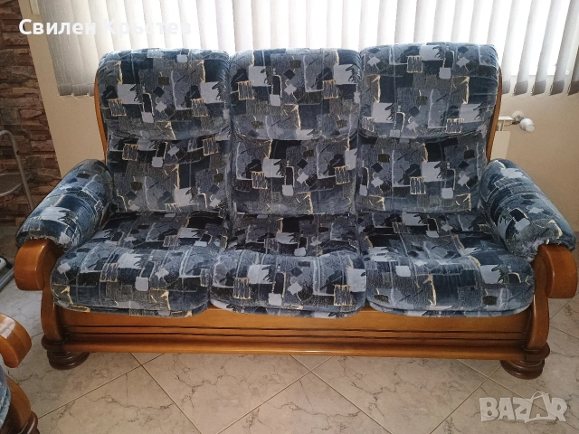 Луксозна холна гарнитура, съчетаваща класически и модернистичен стил., снимка 3 - Дивани и мека мебел - 54187806