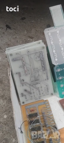 Голямо количество електронна скрап , снимка 16 - Друга електроника - 51242730