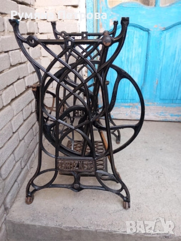 Крака от стара шевна машина Gritzner, снимка 4 - Други - 51740324