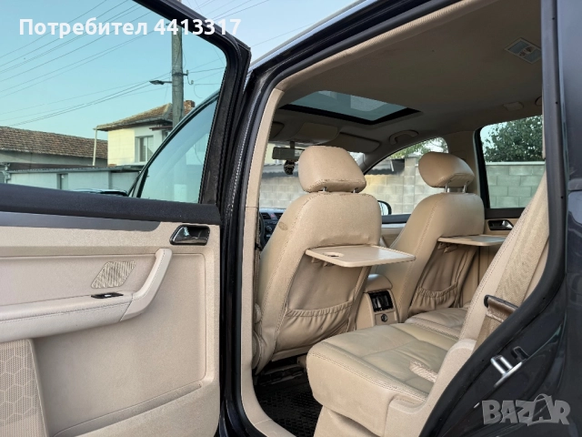 Vw touran 1.9, снимка 14 - Автомобили и джипове - 51584837