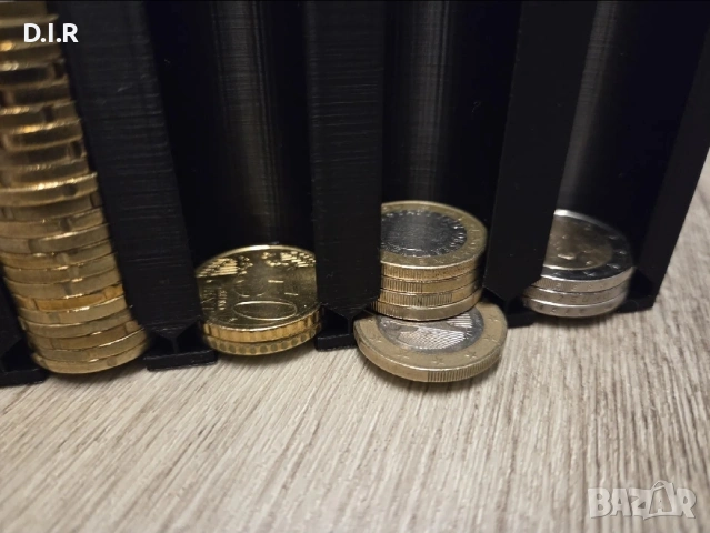 Монетник за евромонети - за стенен монтаж