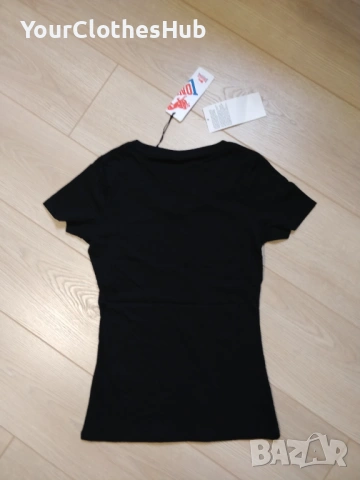 НОВА Lonsdale S size Дамска тениска, снимка 2 - Тениски - 53273511