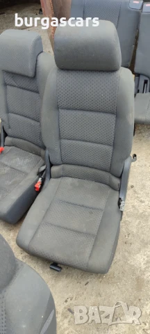 Салон Vw Touran 7 места - 100лв, снимка 6 - Части - 51274553