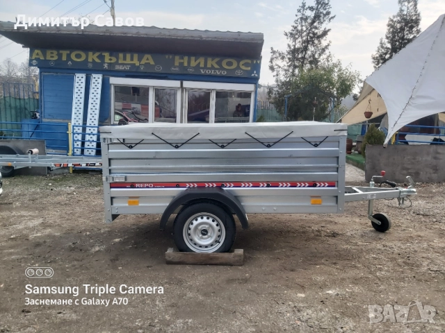 Туристическо ремарке REPO RPP с допълнителни канати и плосък брезент