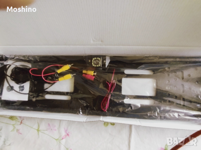 Камера за автомобил с поставка за номера, снимка 2 - Части - 51461098