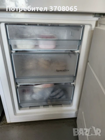 Хладилник с фризер, снимка 3 - Хладилници - 51126805