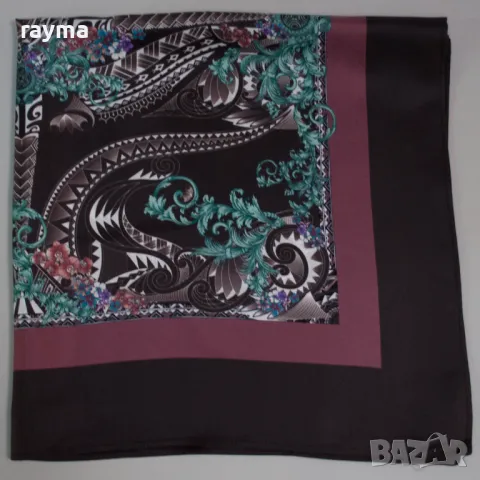 Versace копринен шал, снимка 3 - Шалове - 50124710