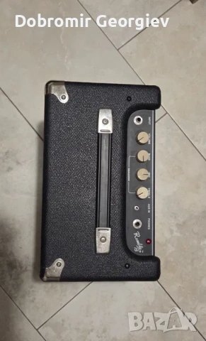 Fender Rumble 15 бас комбо усилвател - отлично състояние, снимка 2 - Ресийвъри, усилватели, смесителни пултове - 53540294