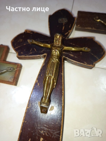 Разпятие/ Кръст за стена, снимка 4 - Антикварни и старинни предмети - 54182675