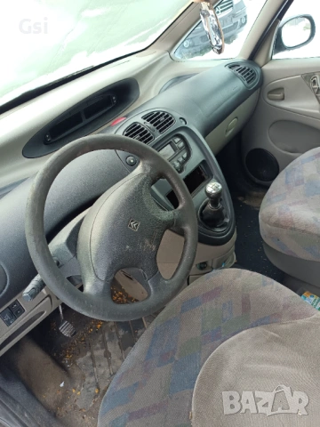 Citroen xsara picasso , снимка 8 - Автомобили и джипове - 53921298