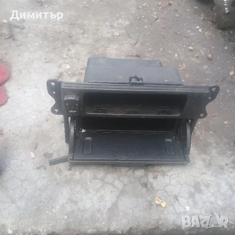 Джоб - Барче Средна Конзола За Хонда Акорд 2000г / Honda Accord 2000y, снимка 2 - Части - 50122049