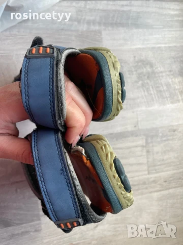 Детски сандали , снимка 2 - Детски сандали и чехли - 50692093