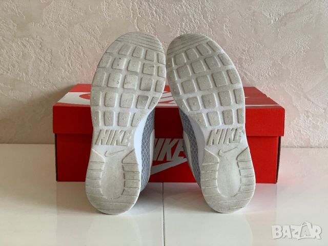 Оригинални дамски маратонки Nike | 37,5, снимка 4 - Маратонки - 46262563