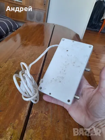 Усилвател за кабелна телевизия, снимка 3 - Антикварни и старинни предмети - 49895442