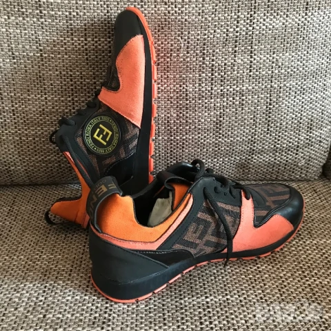 Оригинални маратонки Fendi – размер 41, като нови, снимка 3 - Спортно елегантни обувки - 51186150