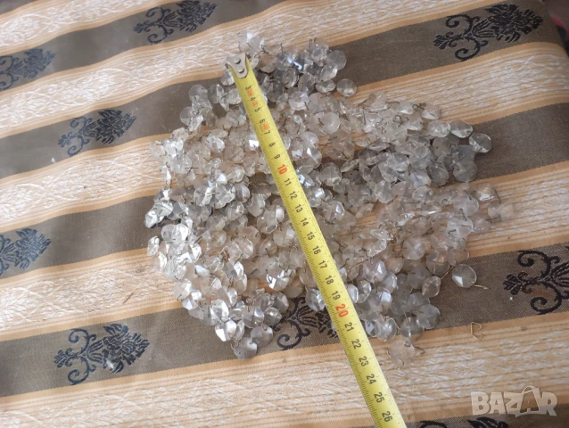 Лот кристали , снимка 2 - Други ценни предмети - 50806248