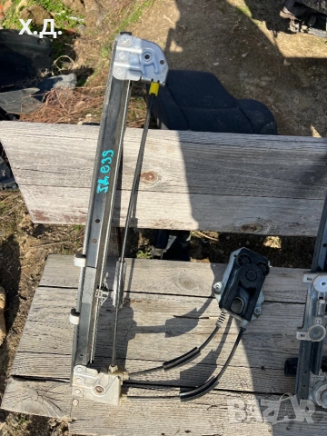 Заден десен ръчен стъклоповдигач БМВ Е39 