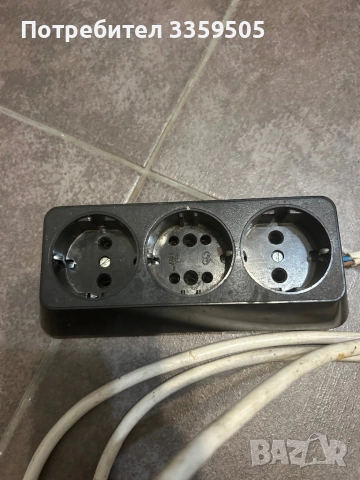 Разклонител с 3 гнезда