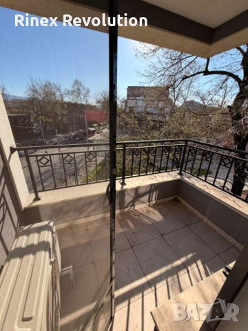 Тристаен апартамент под наем в Центъра, снимка 5 - Апартаменти - 54113689