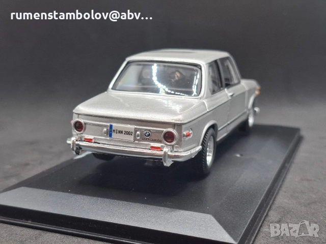 Bburago BMW 2002 this, 1:32, снимка 3 - Коли, камиони, мотори, писти - 52929091