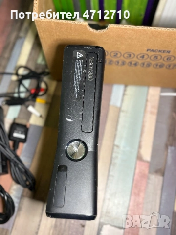 Xbox 360 Slim (Черен, Матов) – ЗА ЧАСТИ или Ремонт + Захранване и Кабели