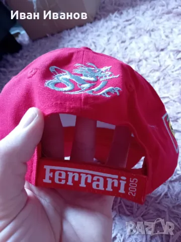 Оригинална шапка на Михаел Шумахер с автограф, снимка 4 - Фен артикули - 50430822