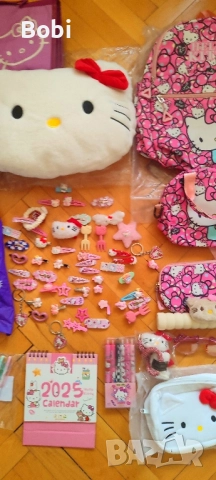Hello Kitty принадлежности- раница, възглавница, несесер, снимка 3 - Ученически пособия, канцеларски материали - 51497086