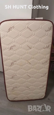 Бебешка детска кошара с люлеещ механизъм легло скрин и два матрака Magniflex Pierre Cardin, снимка 17 - Бебешки легла и матраци - 52515286