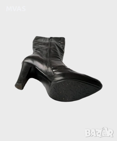 -40% Нови дамски черни ботуши от естествена кожа на ток 39 размер, снимка 4 - Дамски ботуши - 51880149