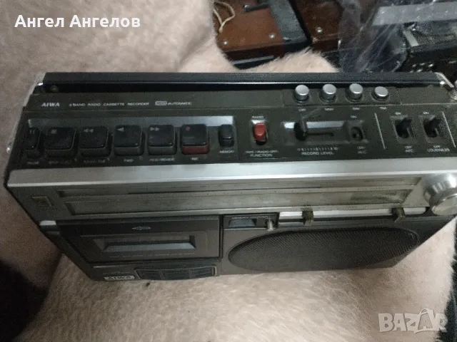 Радиокасетофон AIWA TPR-300, снимка 3 - Радиокасетофони, транзистори - 48490803